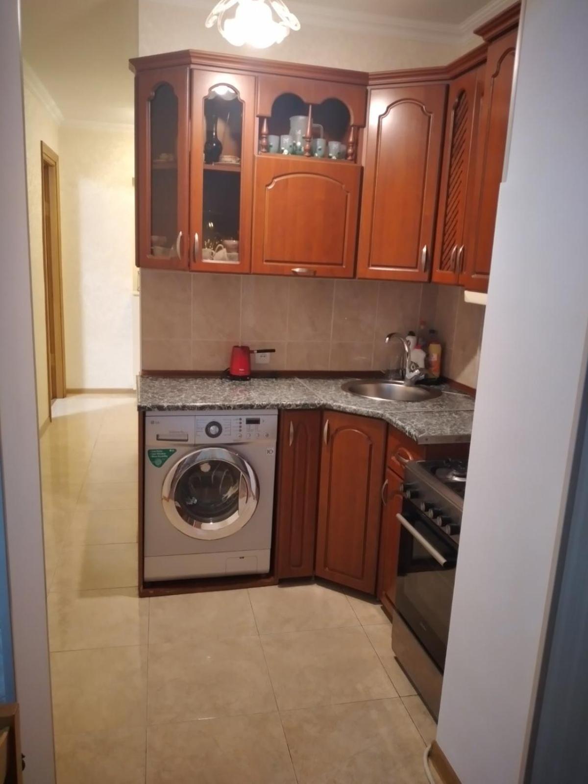 Izi'S Cozy Apartment Кутаиси Екстериор снимка